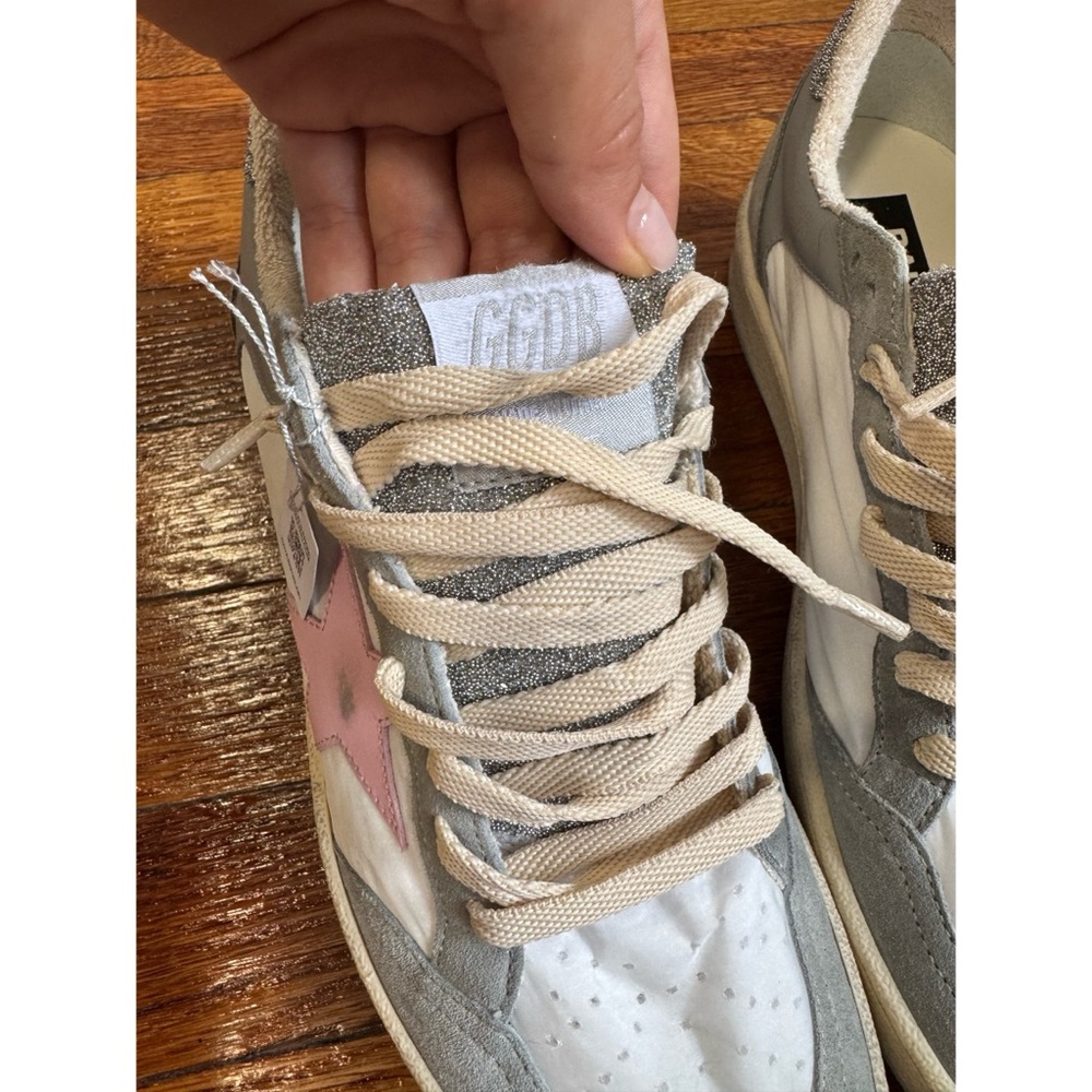 Golden Goose Ball Star low-top sneakers with
Swarovski crystals
Brand NEW! - Picture 5 of 11